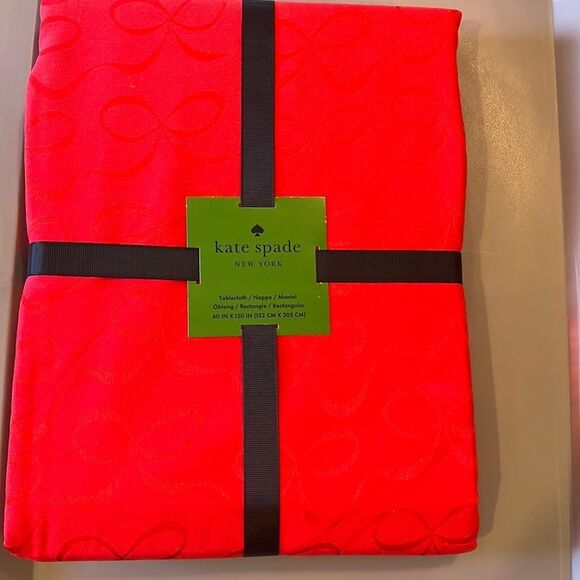 NWT Kate Spade tablecloth - Picture 1 of 3
